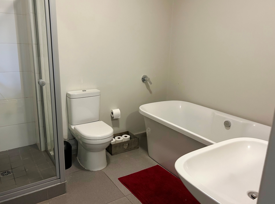 2 Bedroom Property for Sale in Somerset Lakes Western Cape